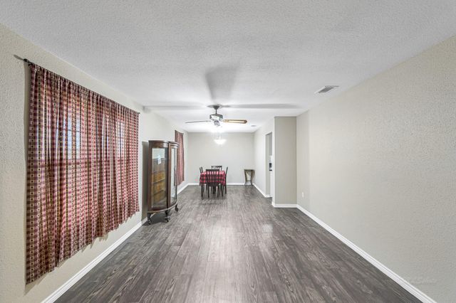 1181 Schmidt Road, Sealy, TX 77474