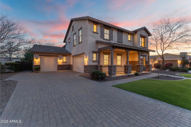 14837 W ESCONDIDO Drive N, Litchfield Park, AZ 85340