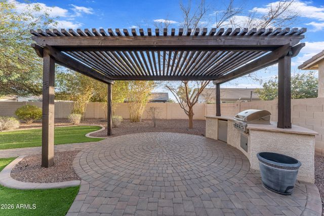 14837 W ESCONDIDO Drive N, Litchfield Park, AZ 85340