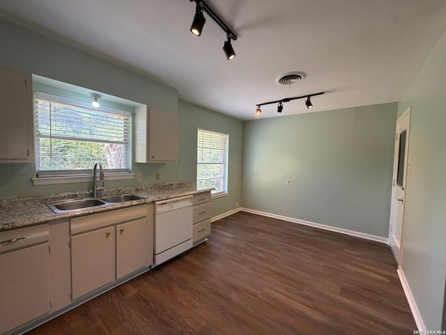 4702 ALLEGHENY DR, San Antonio, TX 78229