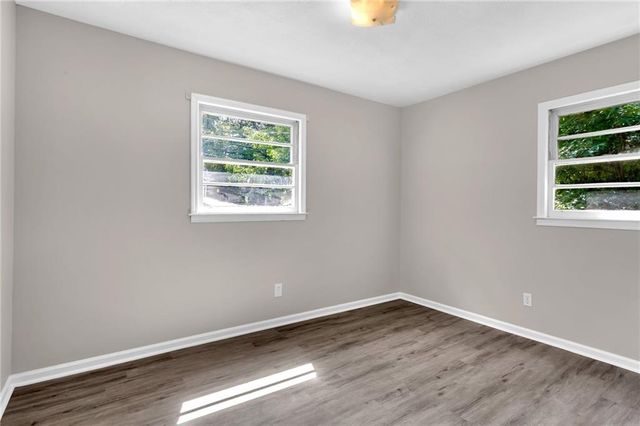 2070 Twelve Oaks Circle NW, Kennesaw, GA 30144