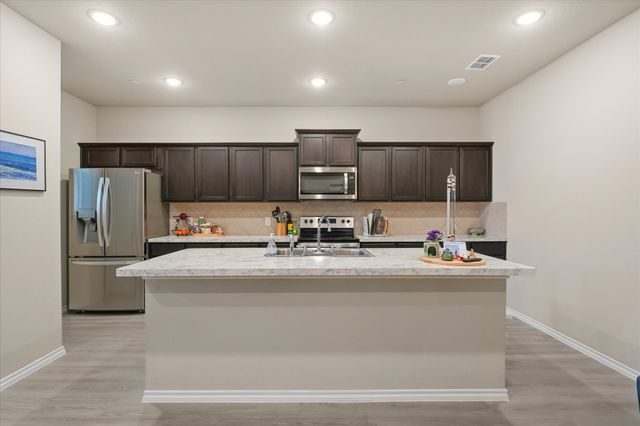 2756 Baneberry Lane, Mesquite, TX 75150