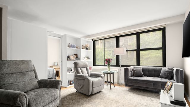 7 E 14th St Apt 409, New York City, NY 10003
