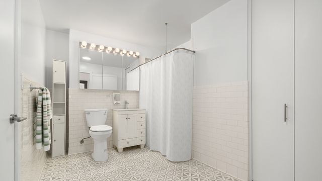 7 E 14th St Apt 409, New York City, NY 10003