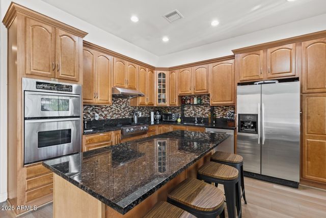 6829 N 14TH Street, Phoenix, AZ 85014