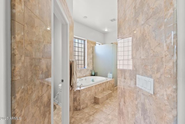 6829 N 14TH Street, Phoenix, AZ 85014