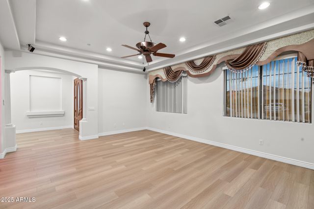 6829 N 14TH Street, Phoenix, AZ 85014