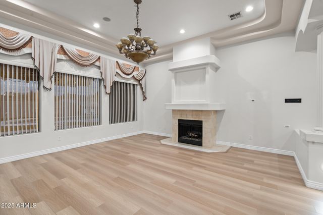 6829 N 14TH Street, Phoenix, AZ 85014