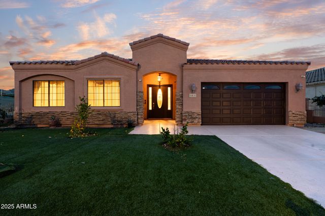 6829 N 14TH Street, Phoenix, AZ 85014