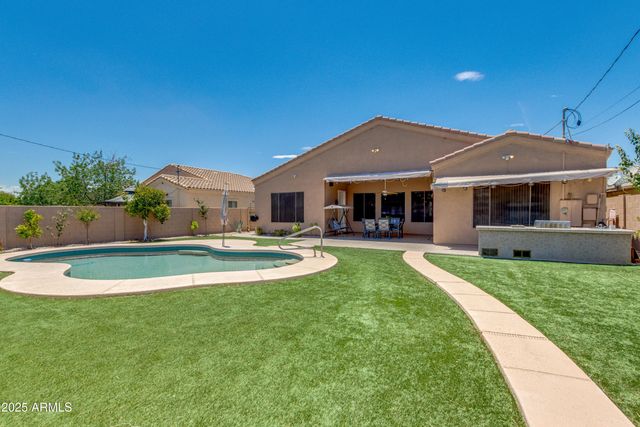 6829 N 14TH Street, Phoenix, AZ 85014