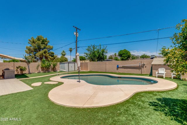 6829 N 14TH Street, Phoenix, AZ 85014