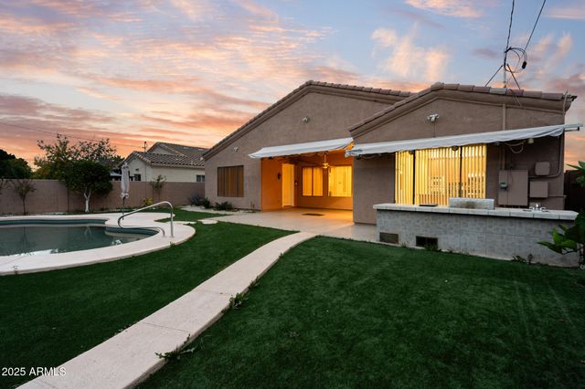 6829 N 14TH Street, Phoenix, AZ 85014