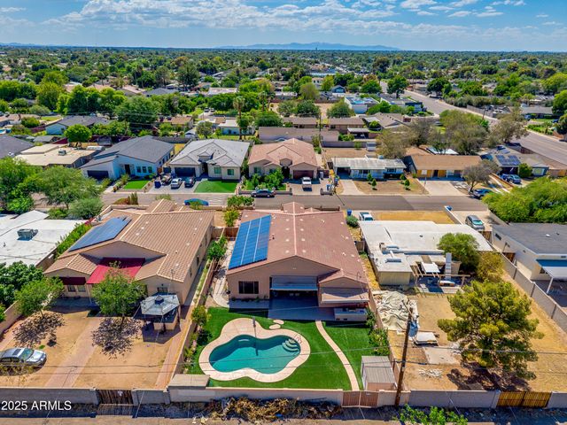 6829 N 14TH Street, Phoenix, AZ 85014