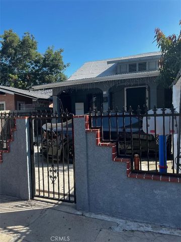 718 W 43rd Place, Los Angeles, CA 90037