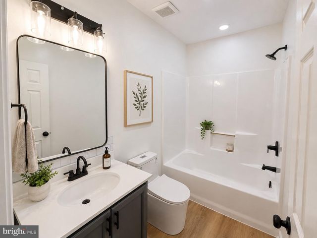 2153 BONNIE LN, Waldorf, MD 20601