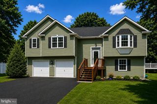 2153 BONNIE LN, Waldorf, MD 20601