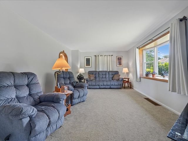 15 Stryker Avenue, Owasco, NY 13021