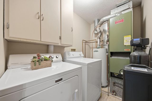 4340 Buckingham Court 1606, Vadnais Heights, MN 55127