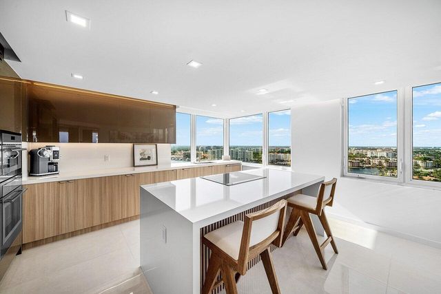 550 S S Ocean Boulevard 2207, Boca Raton, FL 33432