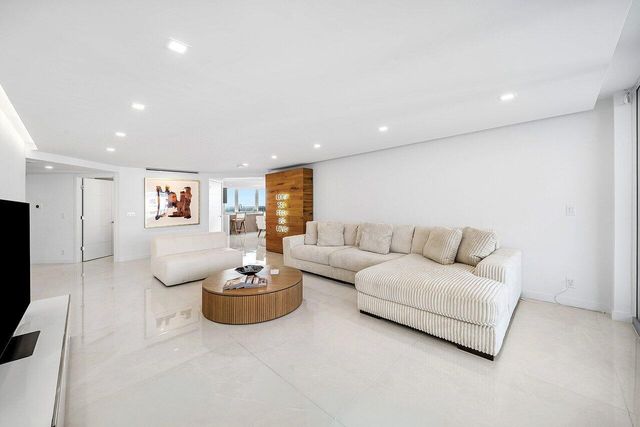 550 S S Ocean Boulevard 2207, Boca Raton, FL 33432