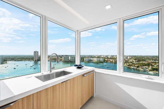 550 S S Ocean Boulevard 2207, Boca Raton, FL 33432