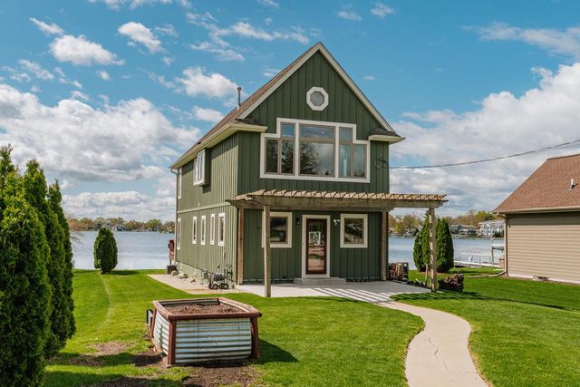 S70W18761 GOLD DRIVE, Muskego, WI 53150