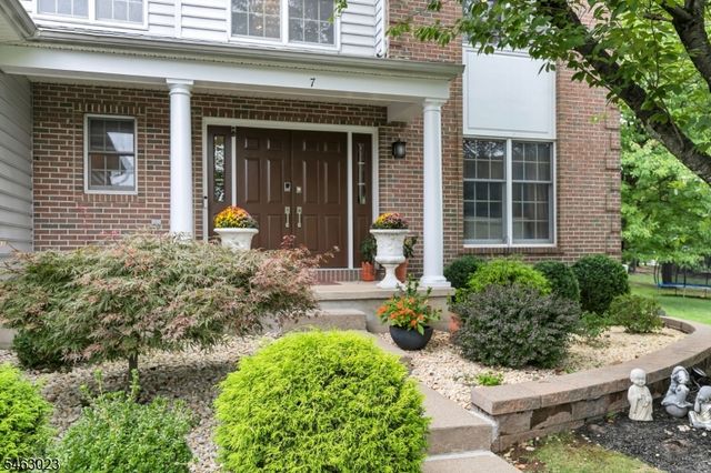 7 Gordon Pl, Bernards Twp., NJ 07920