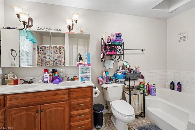 153 Winfield Drive, King, NC 27021
