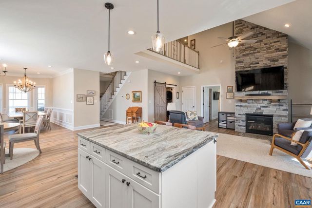 115 HULL HILLS LN, Staunton, VA 24401