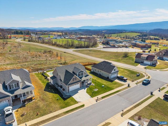 115 HULL HILLS LN, Staunton, VA 24401