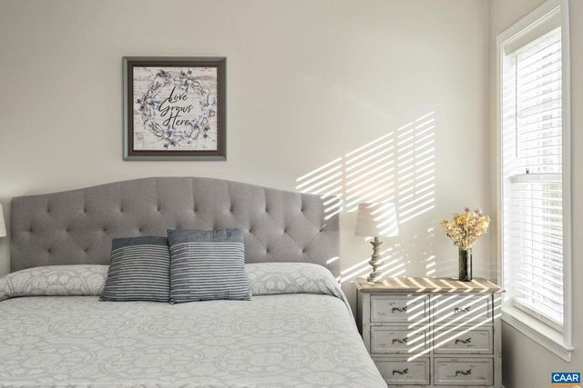 115 HULL HILLS LN, Staunton, VA 24401