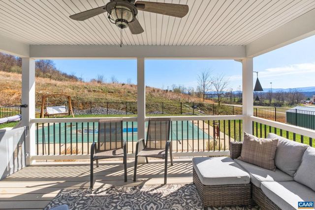 115 HULL HILLS LN, Staunton, VA 24401