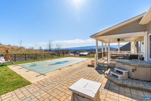 115 HULL HILLS LN, Staunton, VA 24401