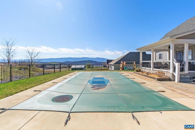 115 HULL HILLS LN, Staunton, VA 24401