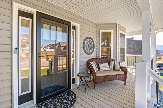 115 HULL HILLS LN, Staunton, VA 24401