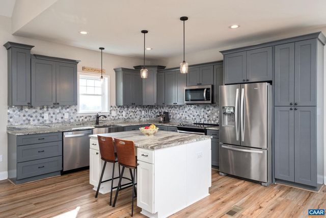 115 HULL HILLS LN, Staunton, VA 24401