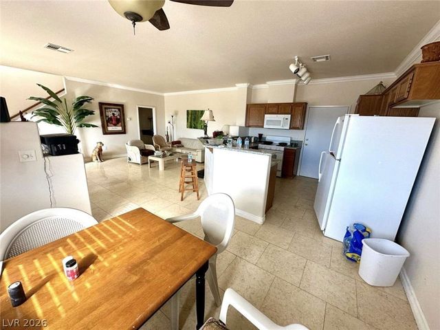 2050 North Los Feliz Street 143, Las Vegas, NV 89156