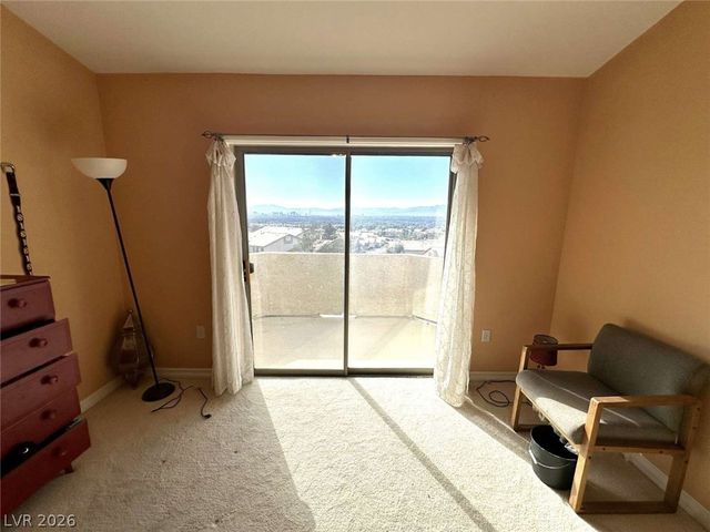 2050 North Los Feliz Street 143, Las Vegas, NV 89156