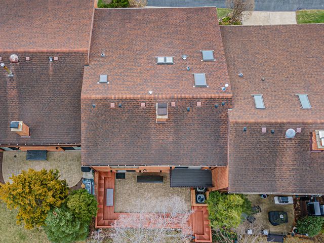 300 Boardwalk Place, Park Ridge, IL 60068