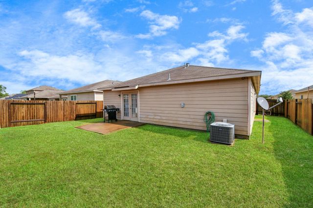 985 Lake View Circle W, Brookshire, TX 77423