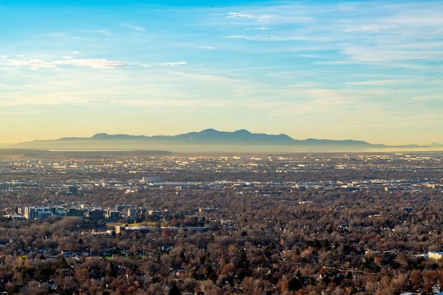 2427 S CANNON POINT DR, Salt Lake City, UT 84109