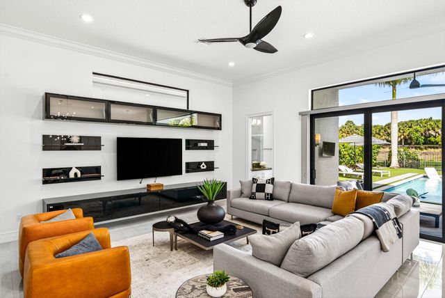 9065 Benedetta Place, Boca Raton, FL 33496