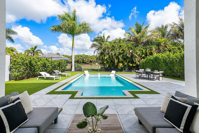 9065 Benedetta Place, Boca Raton, FL 33496