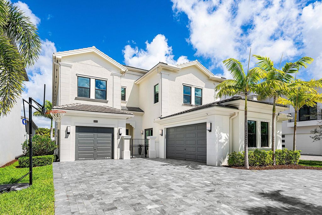 9065 Benedetta Place, Boca Raton, FL 33496