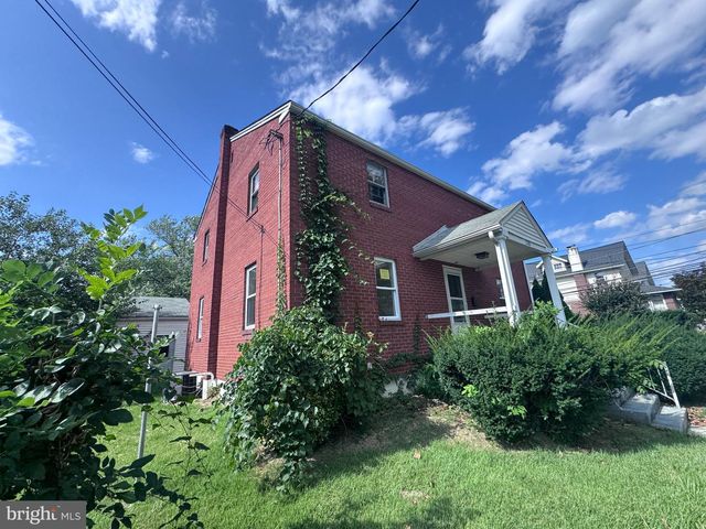 1101 CHESTNUT ST, Collingdale, PA 19023