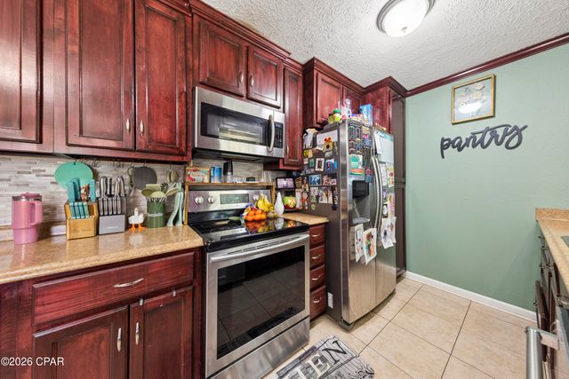 1208 Texas Avenue, Lynn Haven, FL 32444