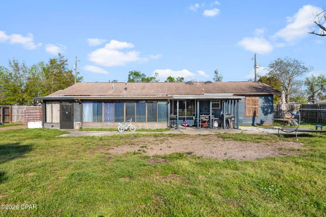 1208 Texas Avenue, Lynn Haven, FL 32444