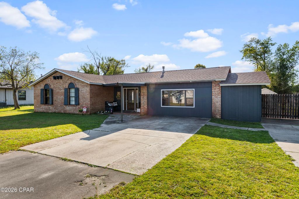 1208 Texas Avenue, Lynn Haven, FL 32444