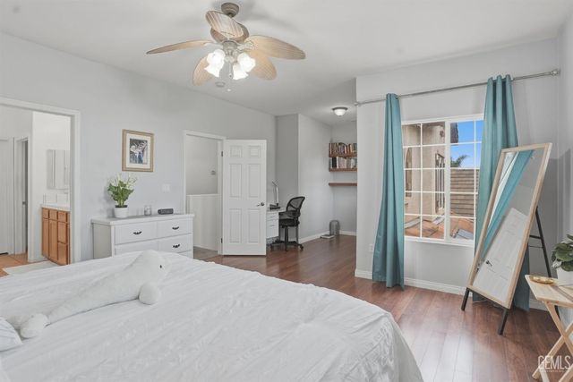 1101 Sayword Court, Bakersfield, CA 93312