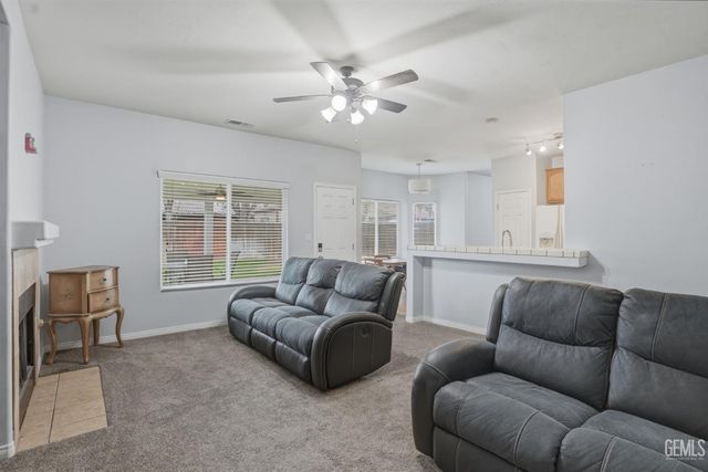 1101 Sayword Court, Bakersfield, CA 93312